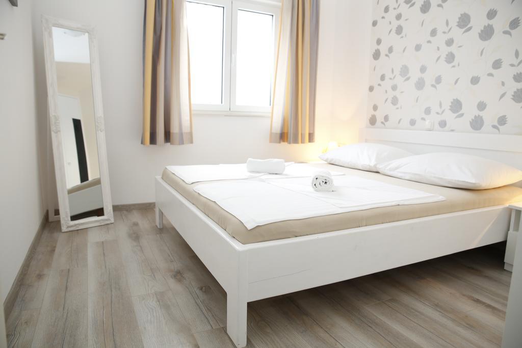 Apartments Gabrijel Vodice Kültér fotó